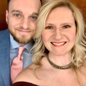 Meet your Posher, Lina